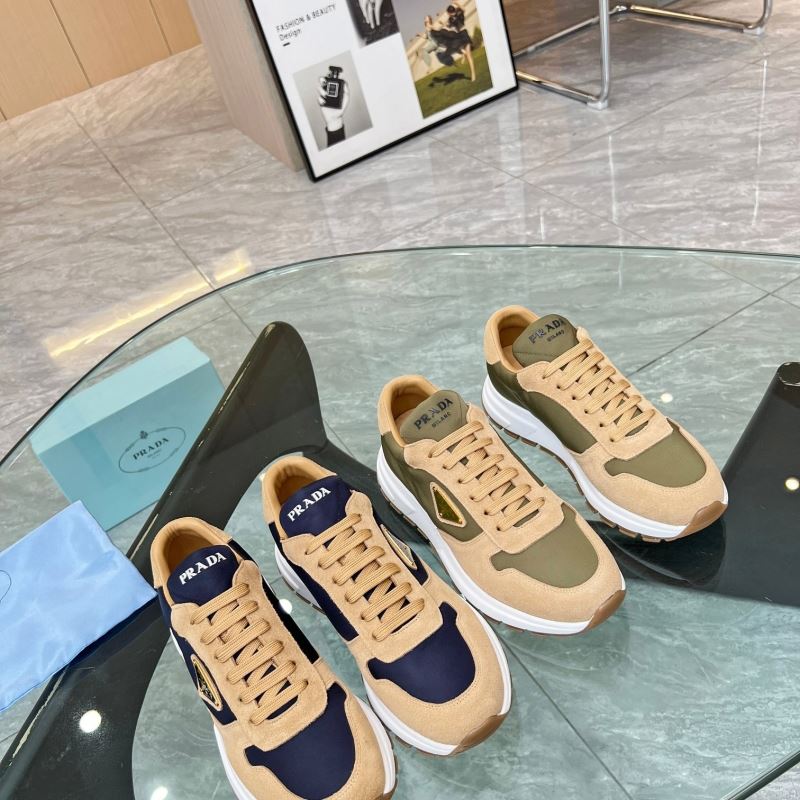 Pra*a casual shoes